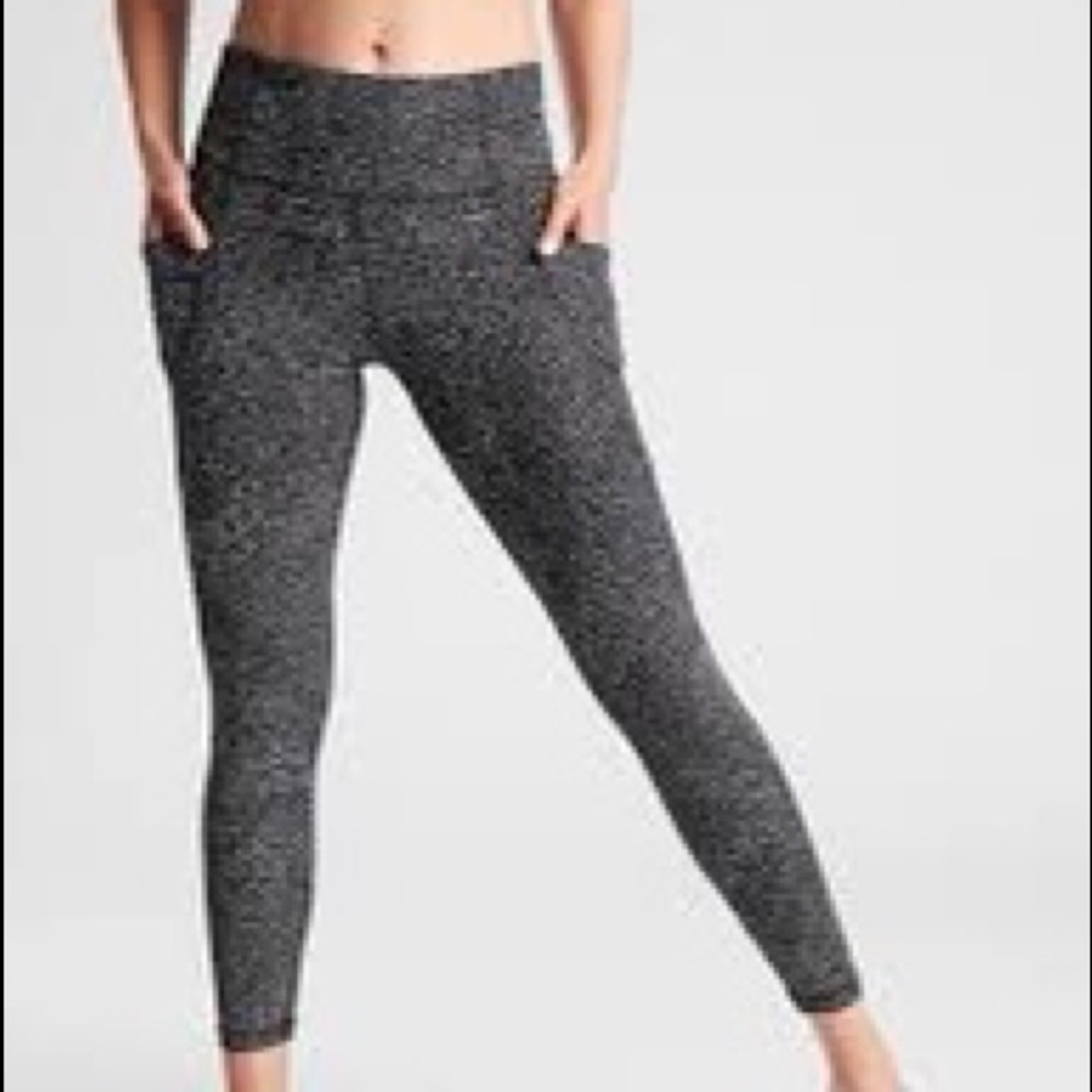 EUC-Athleta Salutation Tight-Medium
